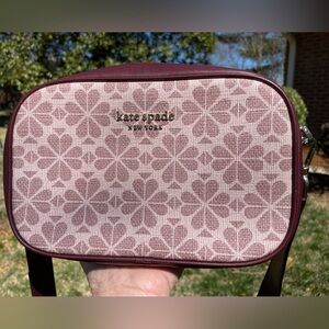 Kate Spade Flower Medium Infinite Camera Bag- Excellent Condition